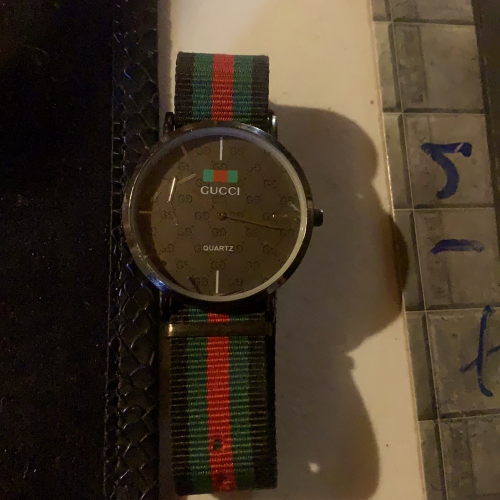 Gucci watch men’s with fabric strap
